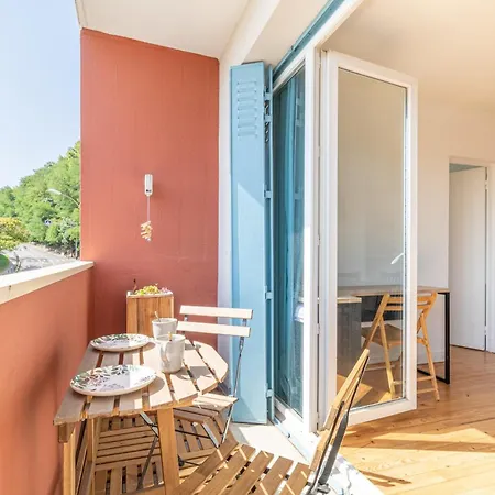 Apartamento Charming T3 With Balcony And View *