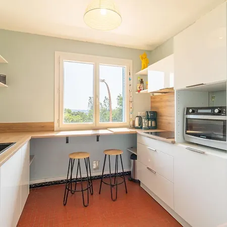 Apartment Charming T3 With Balcony And View *